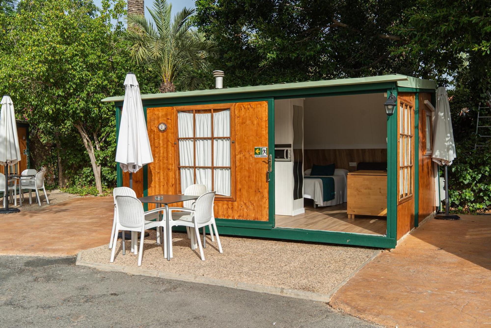 Camping Las Palmeras Кревильенте Экстерьер фото